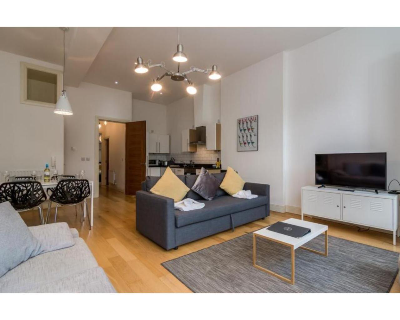 Fitzrovia Mansion Apartments In Belfast'S Cathedral Quarter 外观 照片